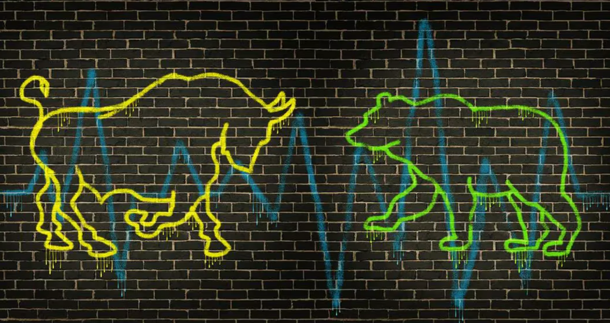 Frenzy Alert: JPMorgan's Bitcoin Retail Sentiment Score Hits Record High, MSTR's Call Skew Soars