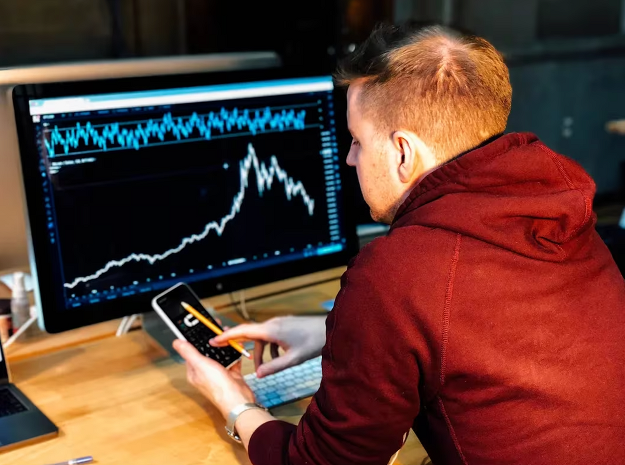 Bitcoin Plunges Below $41K as 'Sell the Bitcoin ETF News' Wins the Day.