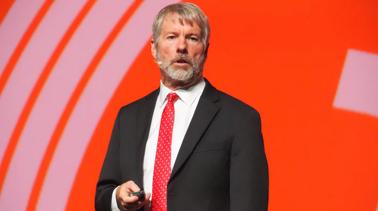 MicroStrategy Aims to Raise $42 Billion for Bitcoin Purchases Over the Next 3 Years