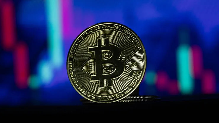 Bitcoin losses accelerate following ETF launch, ether posts a 15% gain on week.